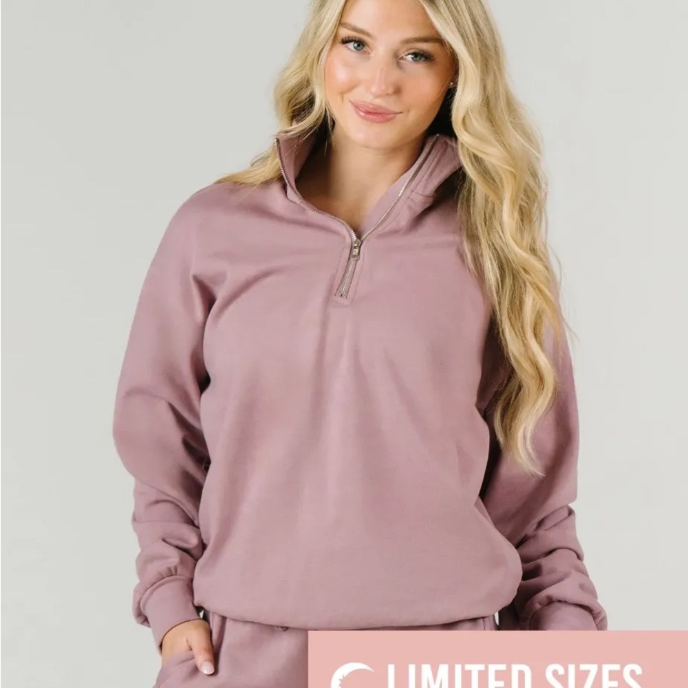 ZYIA Mauve Retreat Quarter-Zip Sweatshirt